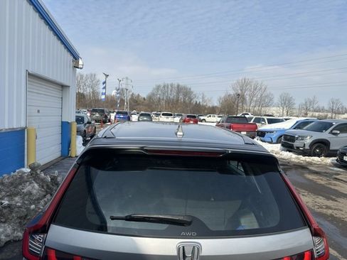 Used 2023 Honda CR-V LX image 6