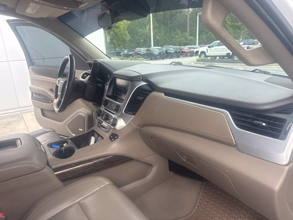 Used 2020 GMC Yukon SLT w/ Premium Edition RWD image 34