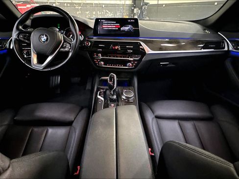 Used 2019 BMW 530e RWD image 17