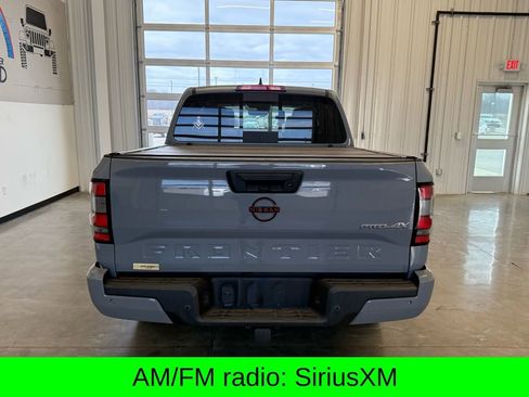 Used 2023 Nissan Frontier PRO-4X w/ Pro-4X Premium Package image 3