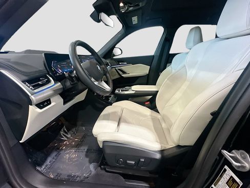 Used 2026 BMW X1 xDrive28i w/ Technology Package AWD/4WD image 19