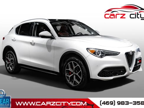 Used 2018 Alfa Romeo Stelvio Ti AWD/4WD image 1