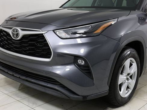 Used 2023 Toyota Highlander LE image 48
