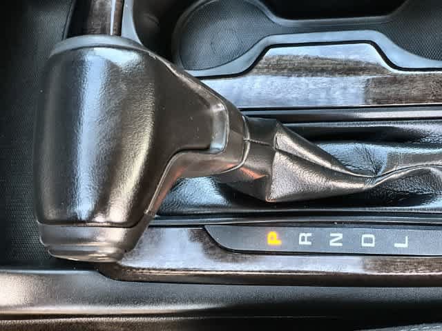 Used 2018 GMC Canyon SLE w/ SLE Convenience Package RWD image 16