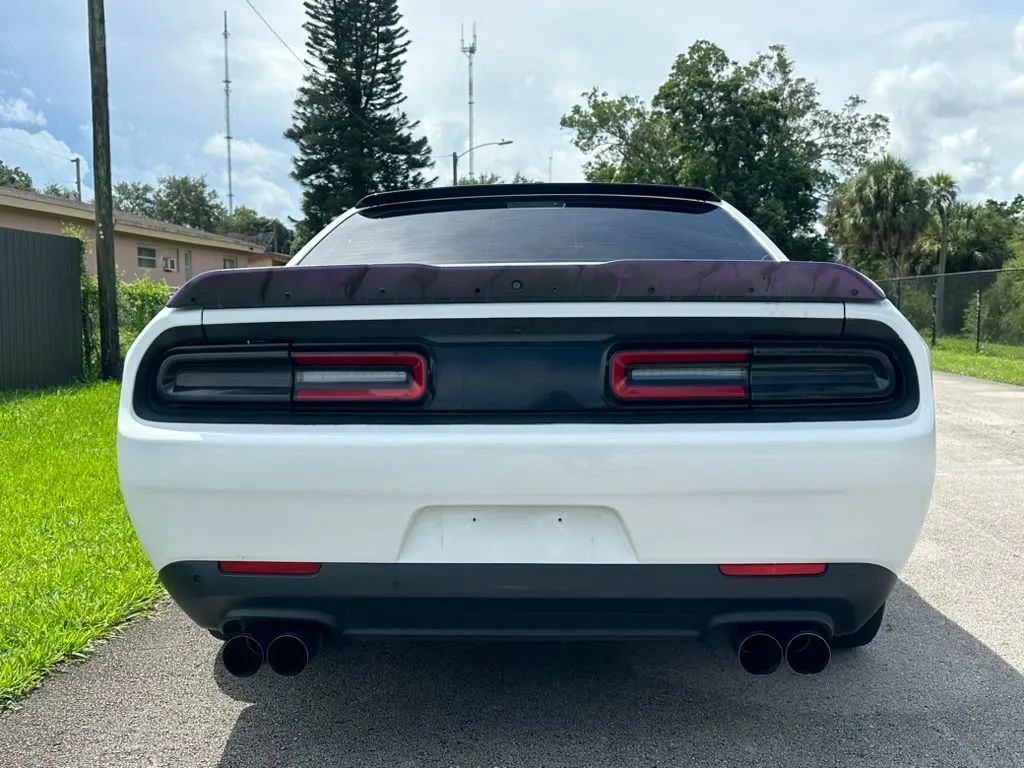 Used 2021 Dodge Challenger R/T RWD image 5