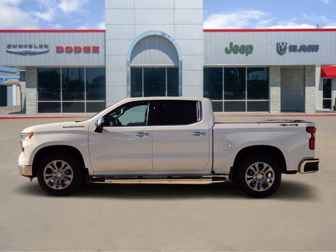 Used 2023 Chevrolet Silverado 1500 LTZ image 3