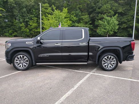 Used 2025 GMC Sierra 1500 Denali w/ Denali Reserve Package AWD/4WD image 7