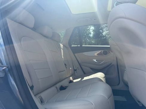 Used 2018 Mercedes-Benz GLC 300 4MATIC w/ Multimedia Package image 21