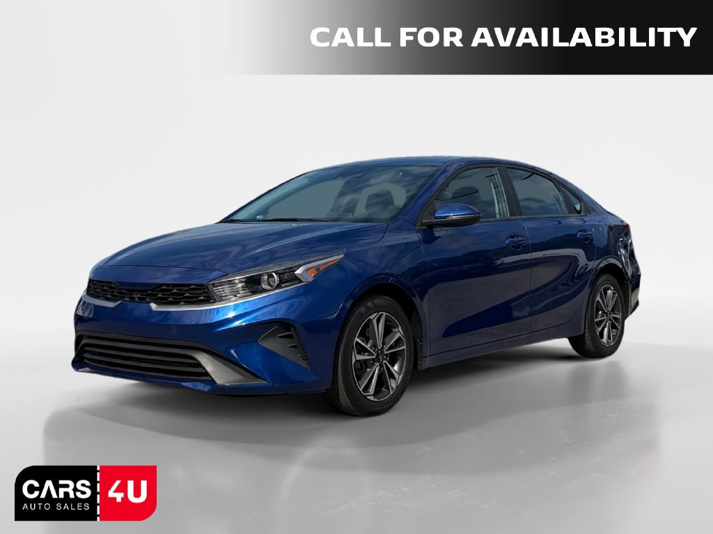 Used 2023 Kia Forte LXS w/ LXS Technology Package FWD image 3