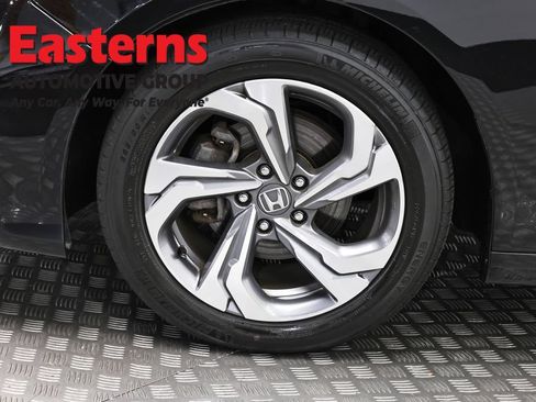 Used 2020 Honda Accord EX image 30