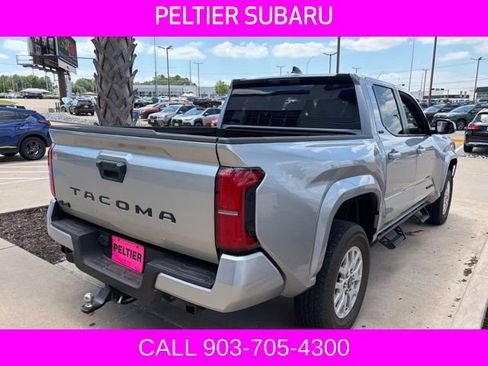 Used 2025 Toyota Tacoma SR5 AWD/4WD image 15