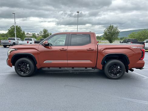 Used 2025 Toyota Tundra SR5 AWD/4WD image 4