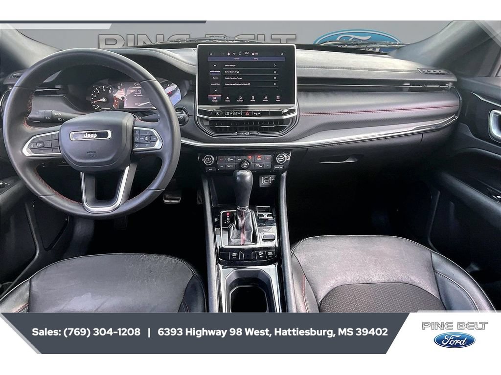 Used 2024 Jeep Compass Trailhawk AWD/4WD image 14