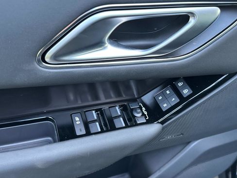 New 2026 Land Rover Range Rover Velar Dynamic SE image 20
