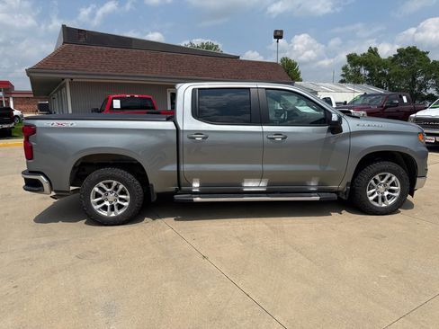 Used 2023 Chevrolet Silverado 1500 LT image 6