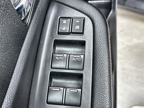 Used 2021 Honda Pilot Black Edition image 12