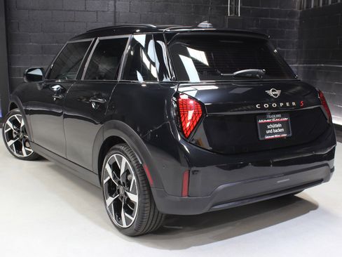 Used 2025 MINI Cooper S image 10