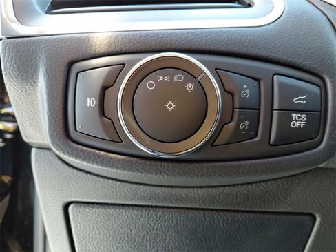 Used 2020 Ford Edge Titanium w/ Class II Trailer Tow Package image 28