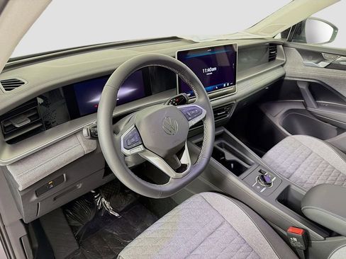 New 2026 Volkswagen Tiguan S AWD/4WD image 9