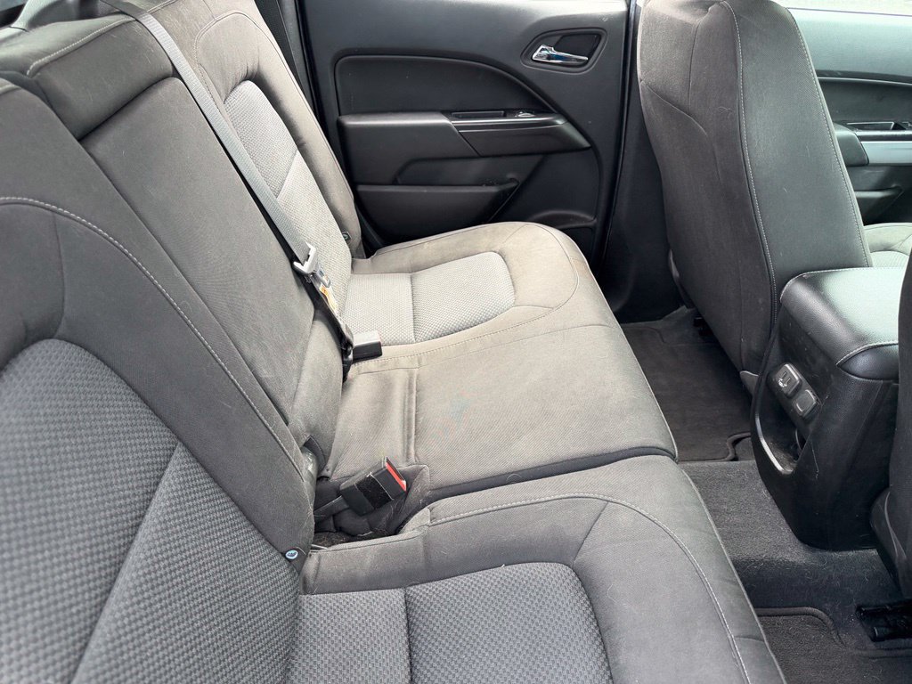 Used 2022 Chevrolet Colorado LT w/ Safety Package AWD/4WD image 16