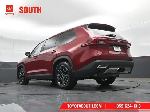 Used 2026 Toyota Grand Highlander AWD Hybrid image 50