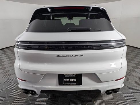 New 2026 Porsche Cayenne GTS image 6