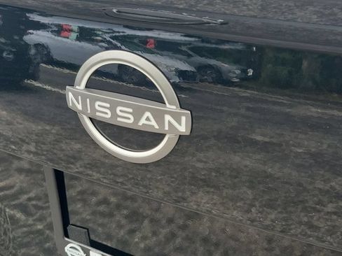 Certified 2024 Nissan Versa SR w/ Trunk Package FWD image 9
