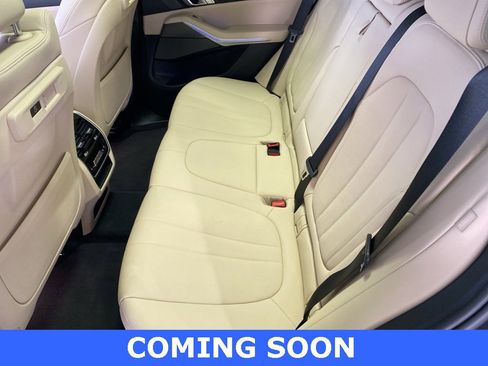 Used 2021 BMW X5 xDrive40i w/ Premium Package image 10