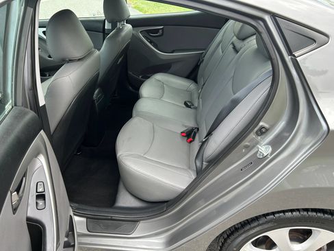 Used 2013 Hyundai Elantra Limited FWD image 12