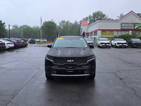 Certified 2023 Kia Sorento SX Prestige AWD/4WD image 3