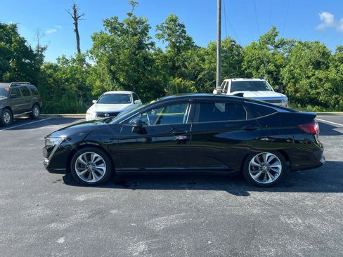 Used 2018 Honda Clarity Touring image 3