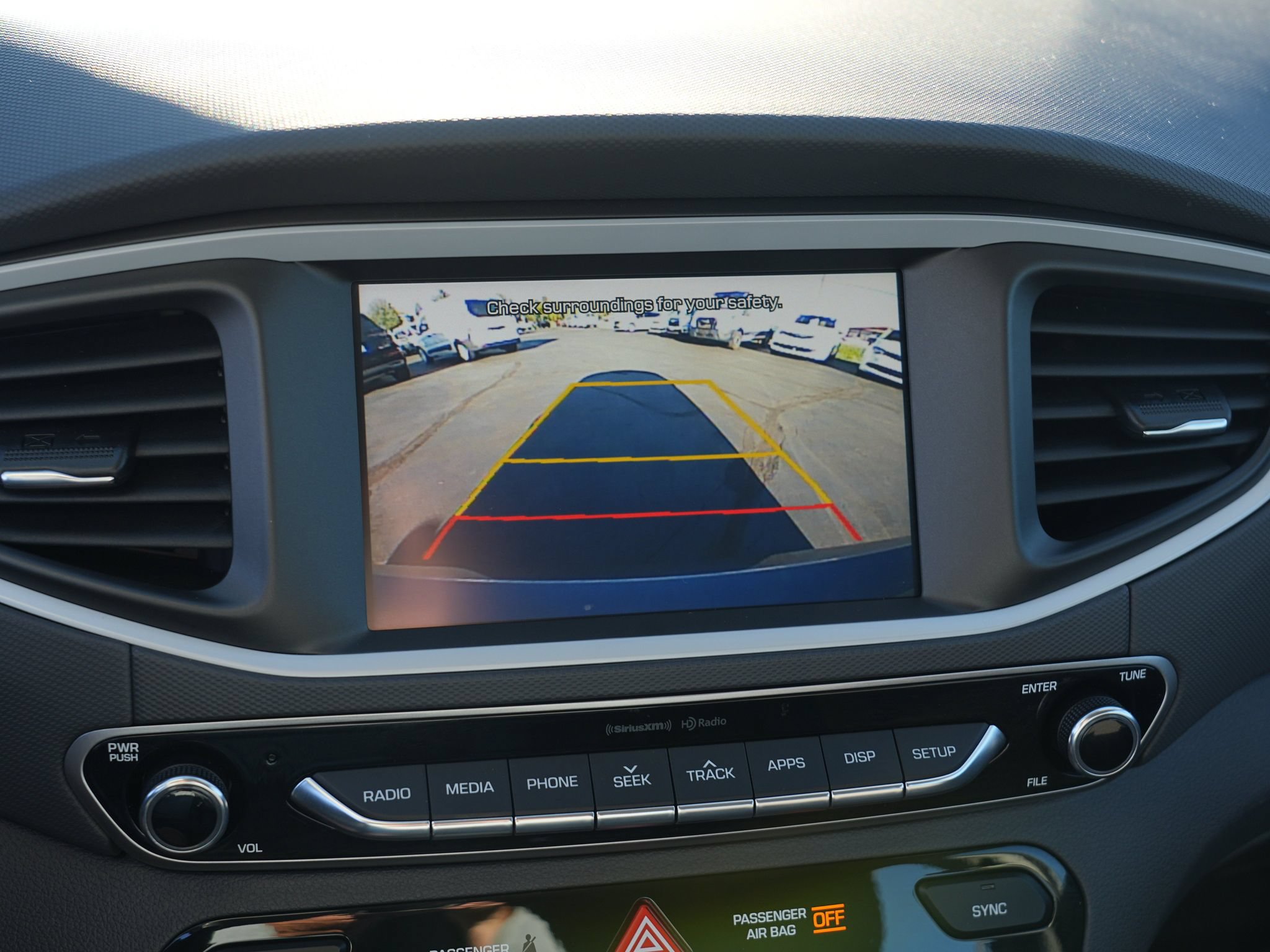 Used 2018 Hyundai Ioniq Blue FWD image 27