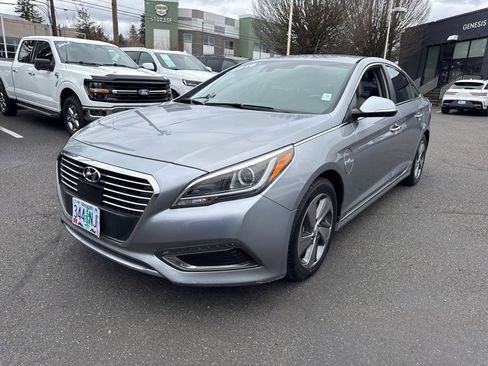 Used 2016 Hyundai Sonata Limited image 3