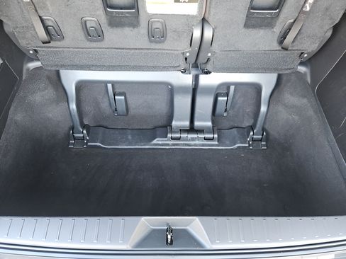 Used 2021 Toyota Sienna Platinum FWD image 26
