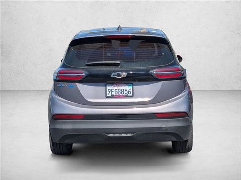 Used 2023 Chevrolet Bolt LT FWD image 6