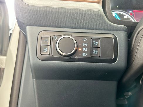 Used 2024 Ford Maverick Lariat image 14