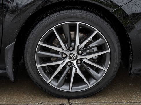 Certified 2021 Toyota Camry XLE AWD/4WD image 10