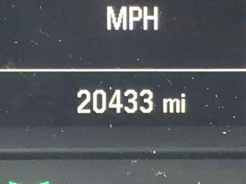 Used 2024 Chevrolet Trax RS w/ Driver Confidence Package image 28