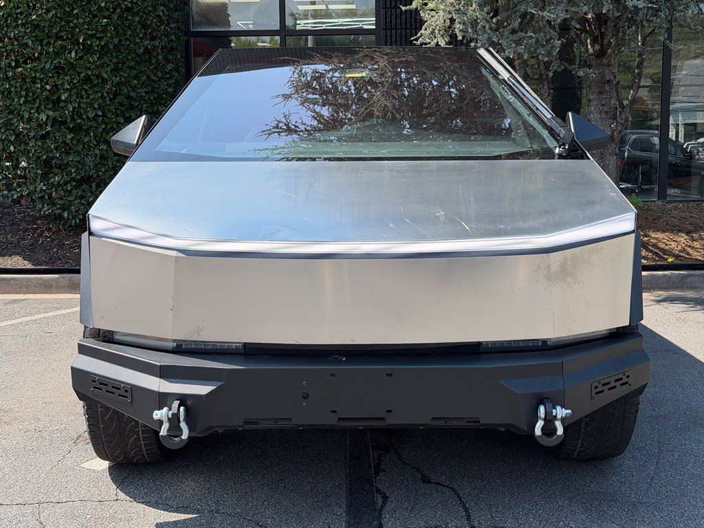 Used 2025 Tesla Cybertruck AWD Crew Cab image 3