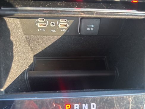 Used 2022 Jeep Grand Cherokee L Limited image 32