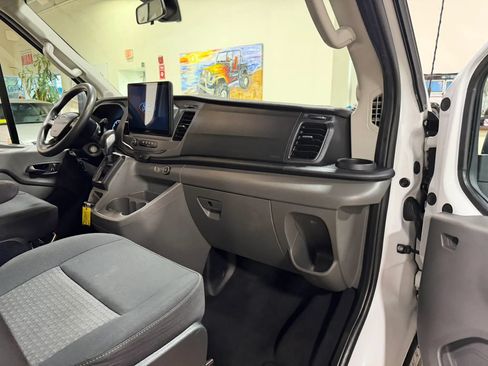 Used 2022 Ford Transit 350 XLT RWD image 29