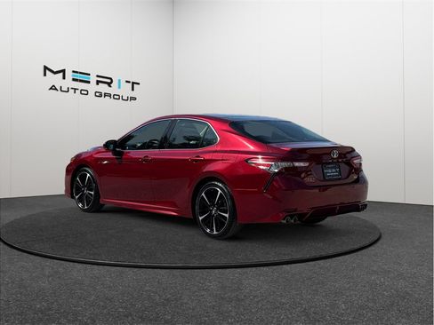 Used 2018 Toyota Camry XSE FWD image 7