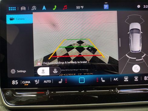 New 2025 Volkswagen Tiguan SE R-Line image 8