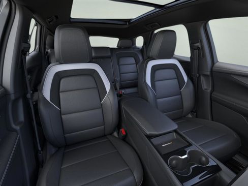 New 2025 Chevrolet Blazer EV LT image 17