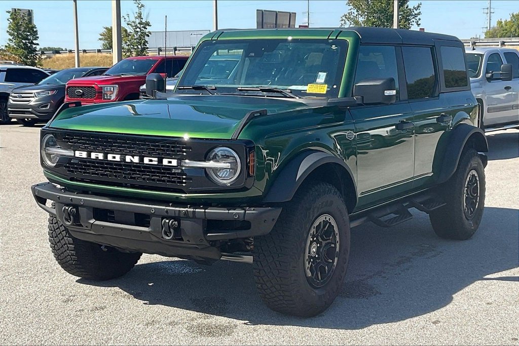 Used 2024 Ford Bronco Wildtrak AWD/4WD image 3