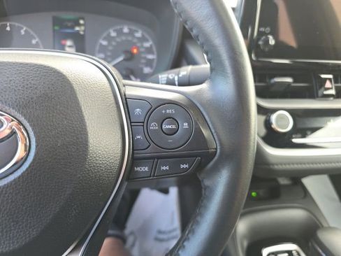 Used 2024 Toyota Corolla SE image 19