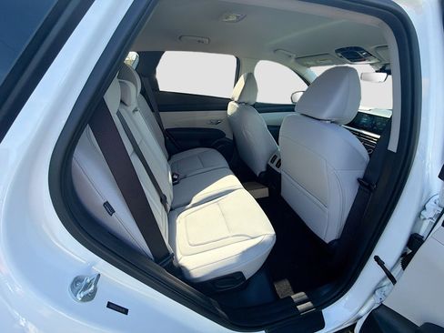 New 2026 Hyundai Tucson SEL FWD image 19