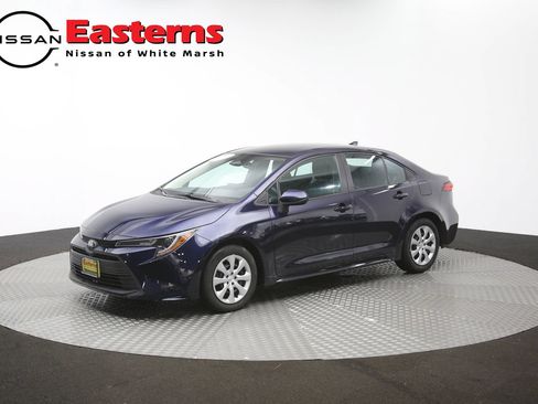 Used 2023 Toyota Corolla LE FWD image 55