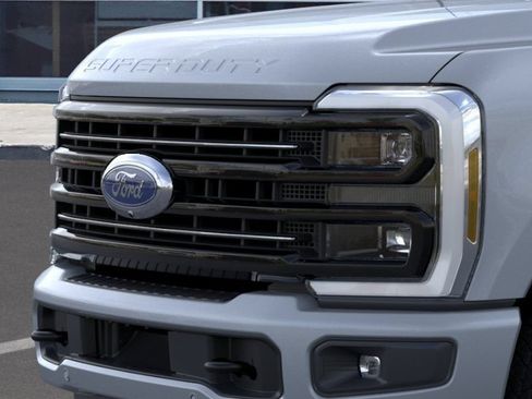 New 2026 Ford F250 Platinum AWD/4WD image 17