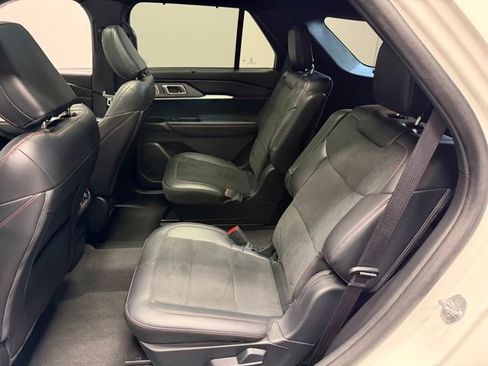 Used 2025 Ford Explorer ST AWD/4WD image 20